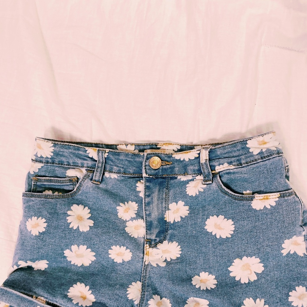 •sunflower painted denim shorts